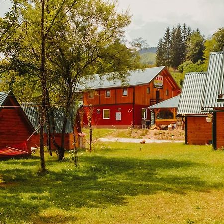Camp Sutjeska Hotel Tjentiste Kültér fotó