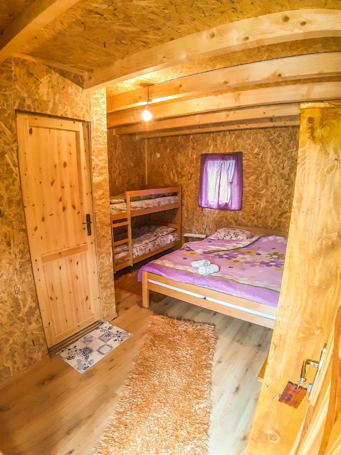 Camp Sutjeska Hotel Tjentiste Kültér fotó