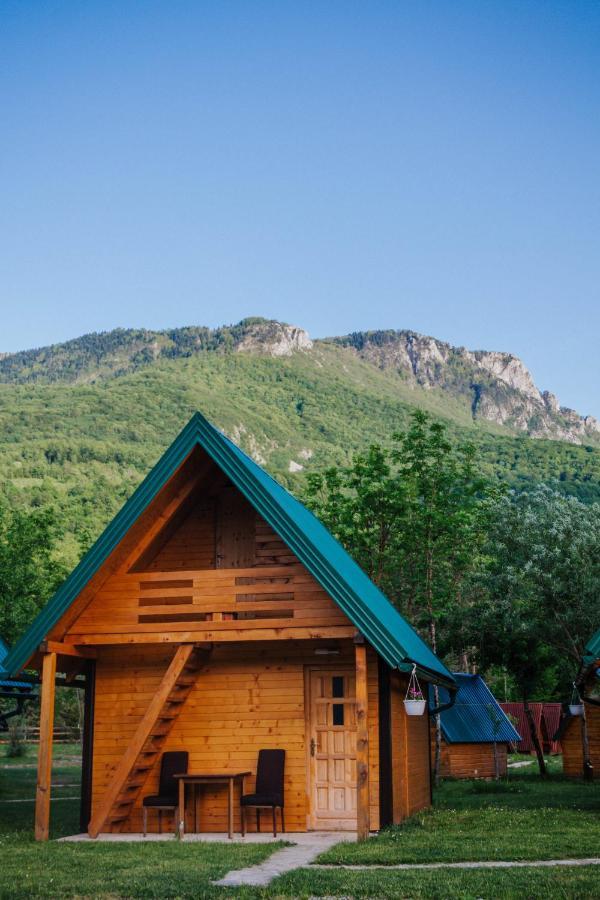Camp Sutjeska Hotel Tjentiste Kültér fotó