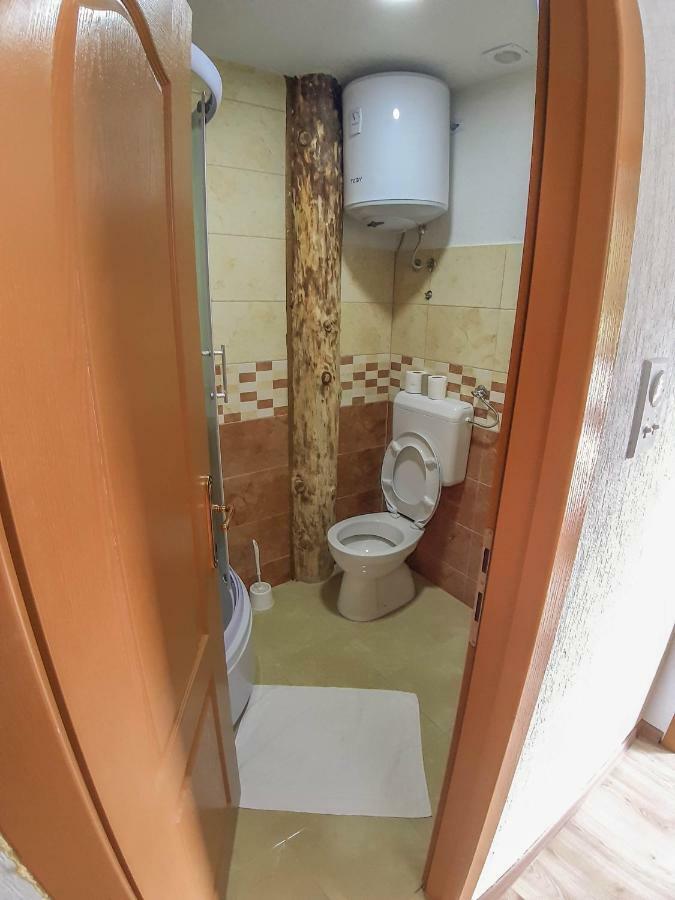 Camp Sutjeska Hotel Tjentiste Kültér fotó