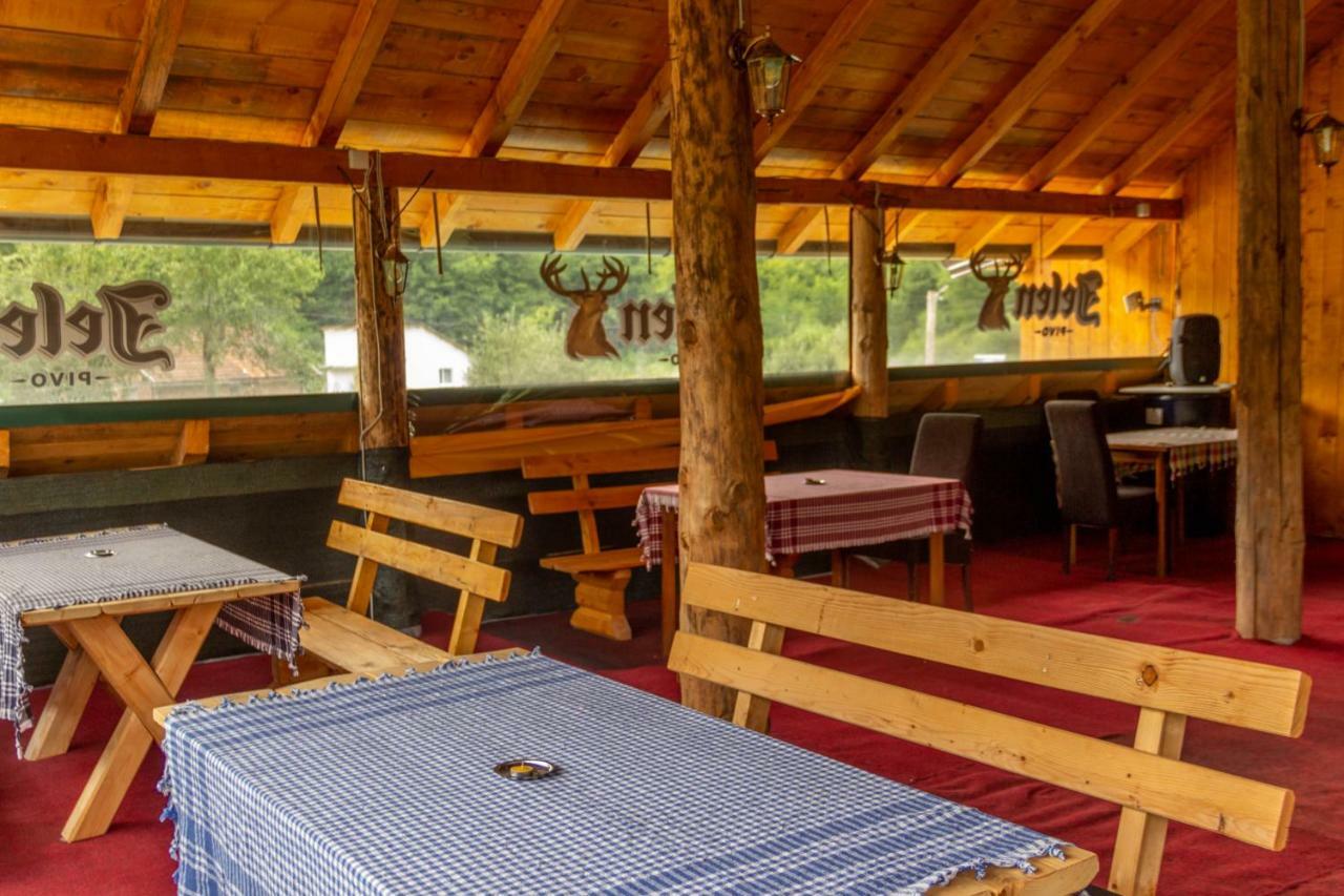Camp Sutjeska Hotel Tjentiste Kültér fotó